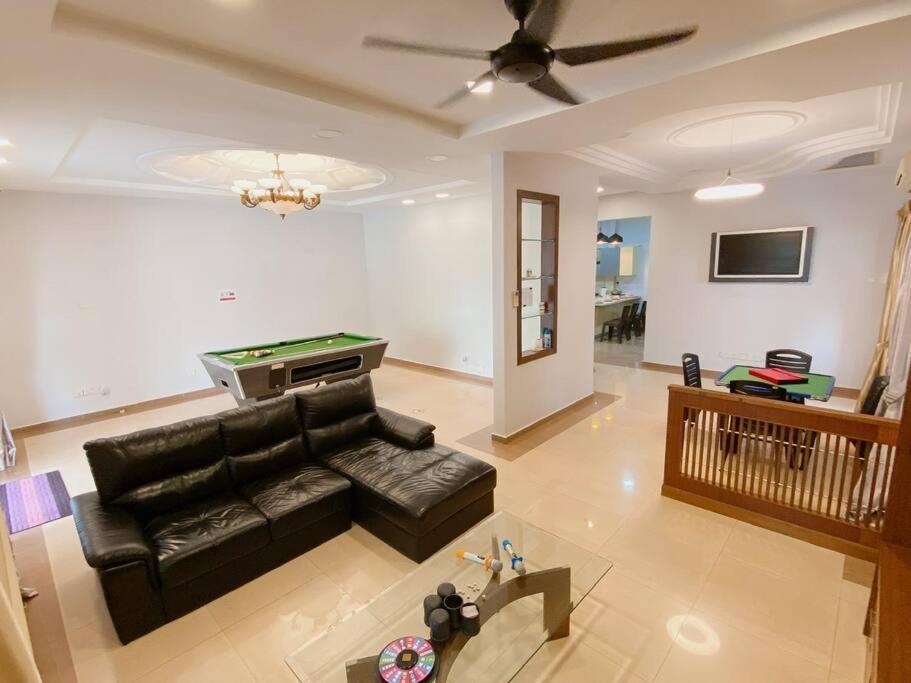 A09 Dedap Johor Jaya Homestay Rumah percutian Johor Bahru